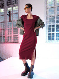 SASSAFRAS Maroon Square Neck Long Sleeve Sheath Midi Dress
