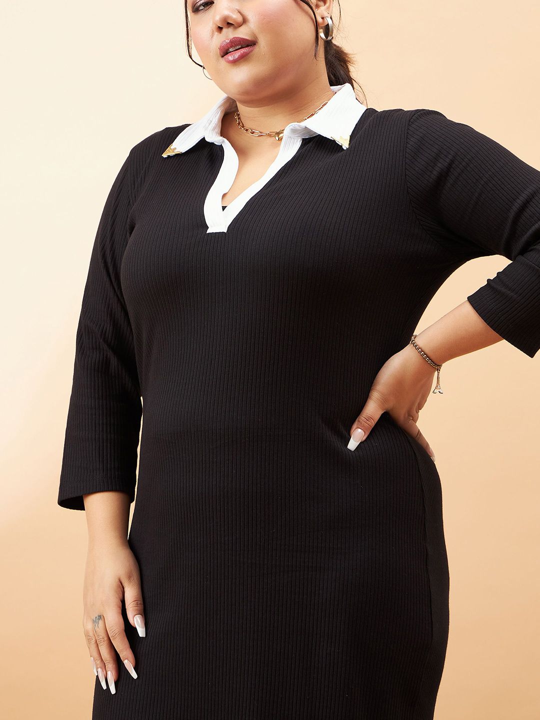 SASSAFRAS Curve Plus Size Sheath Midi Dress