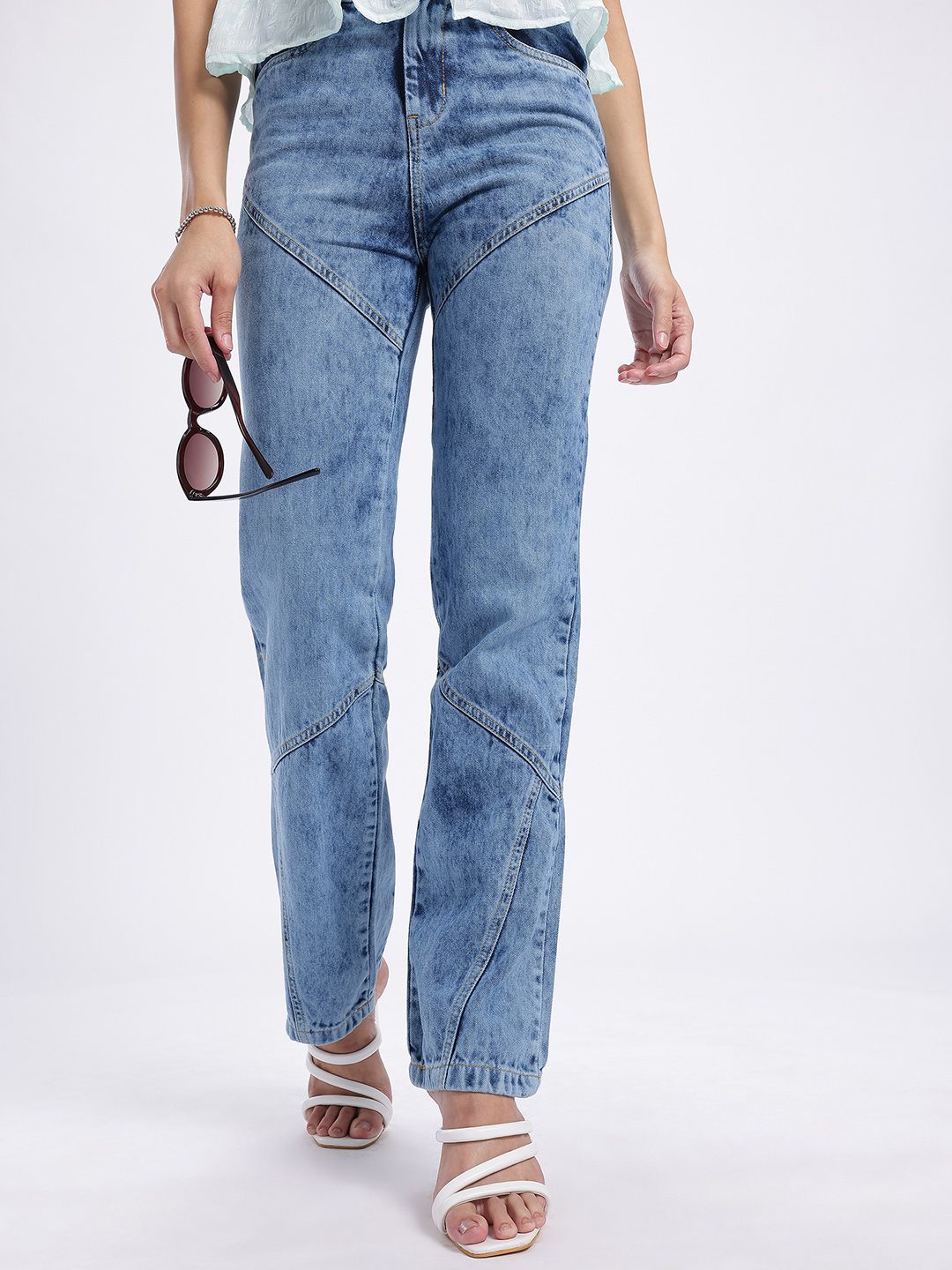 DressBerry Women Regular Fit Faded Panelled Jeans
