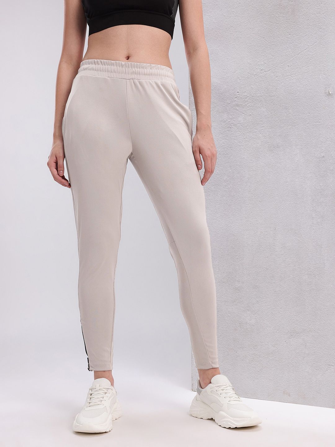 HRX by Hrithik Roshan Women Mid-Rise Slim Fit Running Track Pants