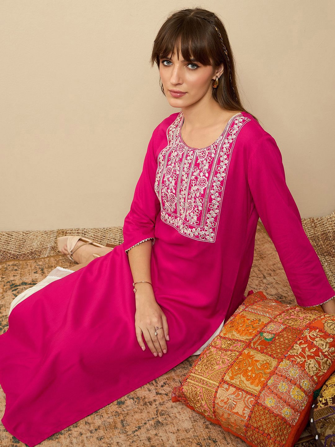 Indo Era Ethnic Motifs Embroidered Round Neck Thread Work Straight Kurta