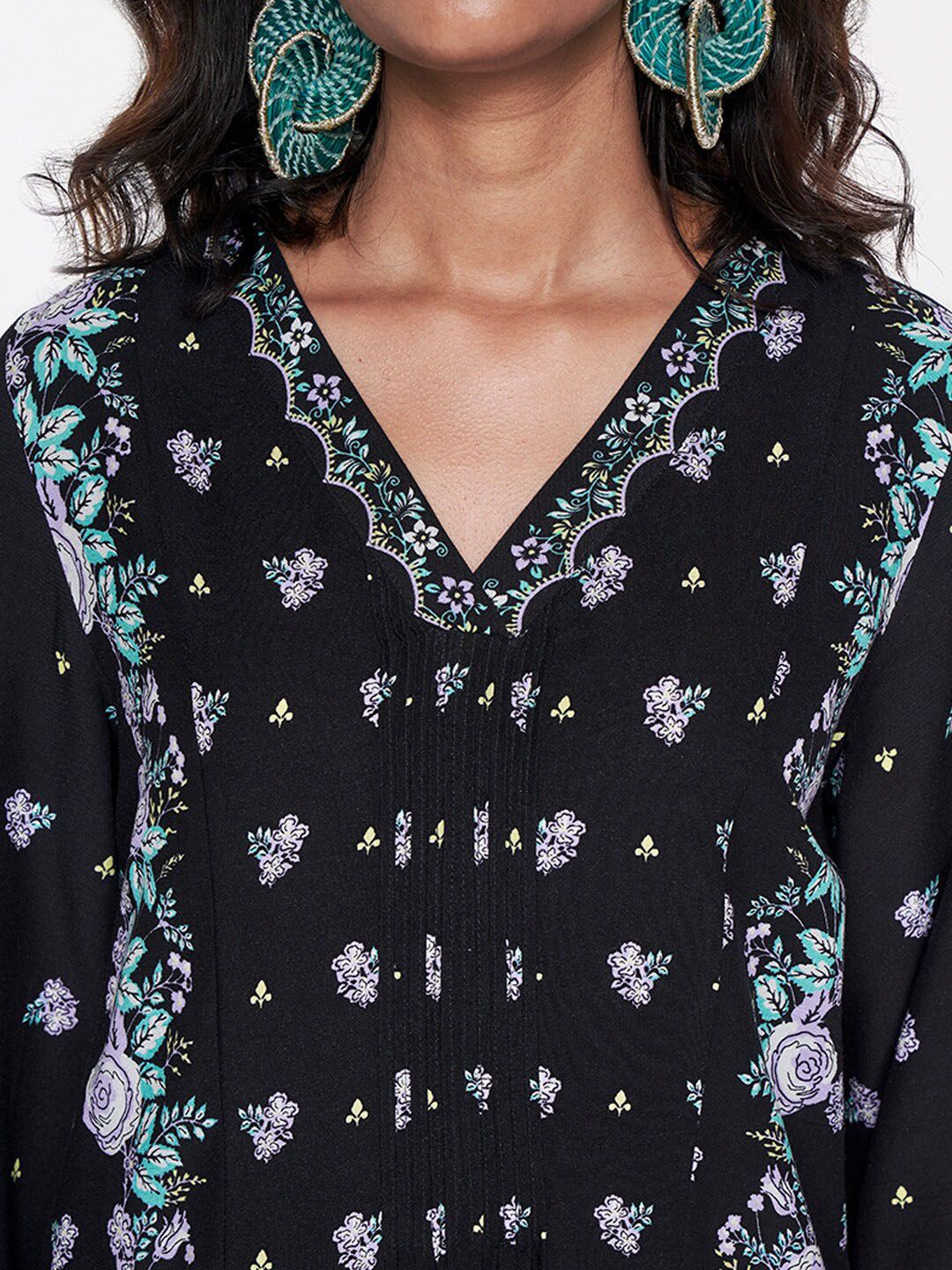 Global Desi Floral Printed V-Neck Puff Sleeves A-Line Kurta