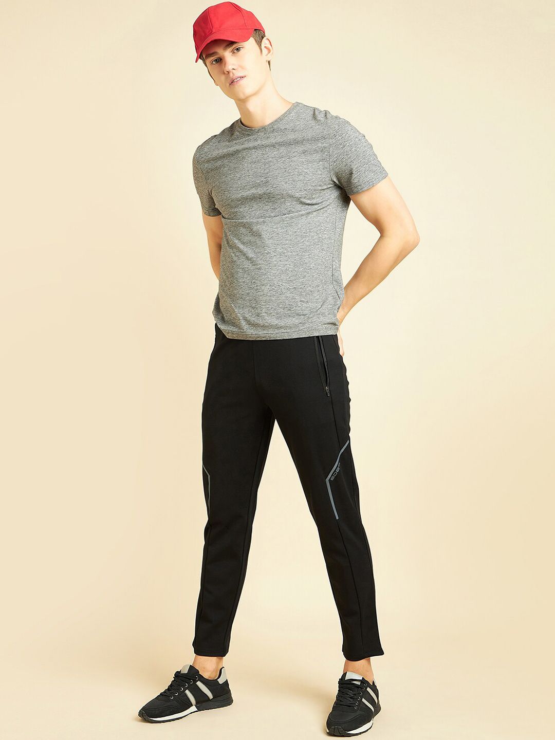 Sweet Dreams Men Black Mid-Rise Track Pants