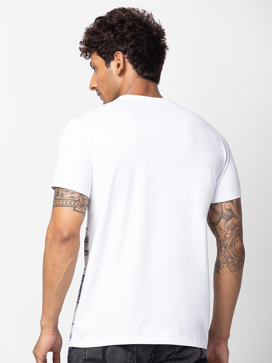 SPYKAR Men Striped Slim Fit Cotton T-shirt