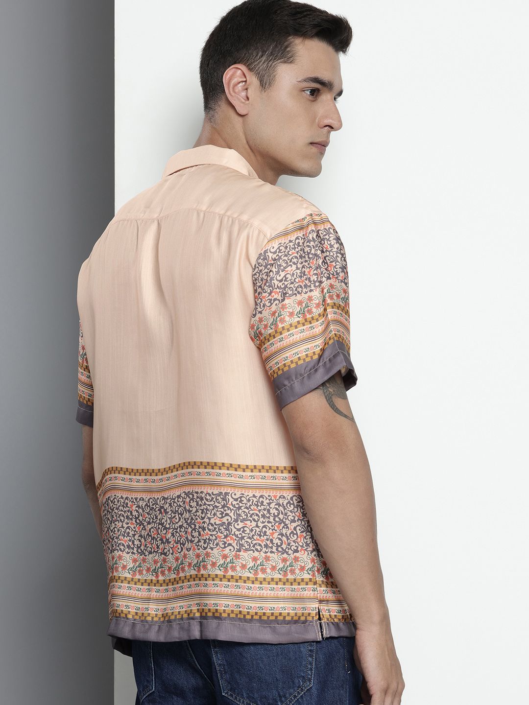 The Indian Garage Co. Opaque Floral Printed Casual Shirt