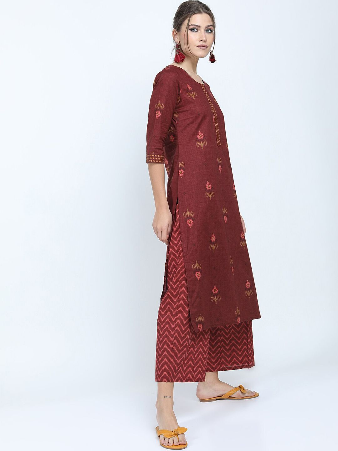 Vishudh Women Maroon Floral Printed Pure Cotton Kurta With Palazzos