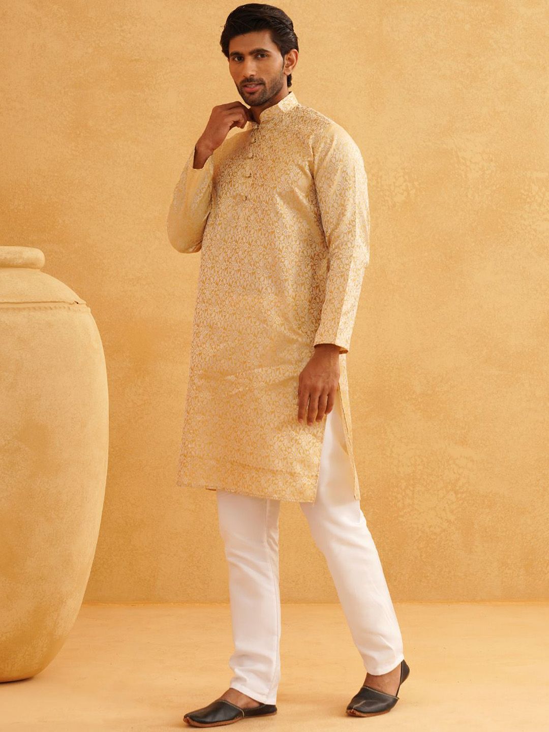 SOJANYA Floral Woven Design Mandarin Collar Straight Kurta With Churidar