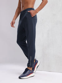 HRX by Hrithik Roshan Men Rapid-Dry Training Joggers With Reflective Detail