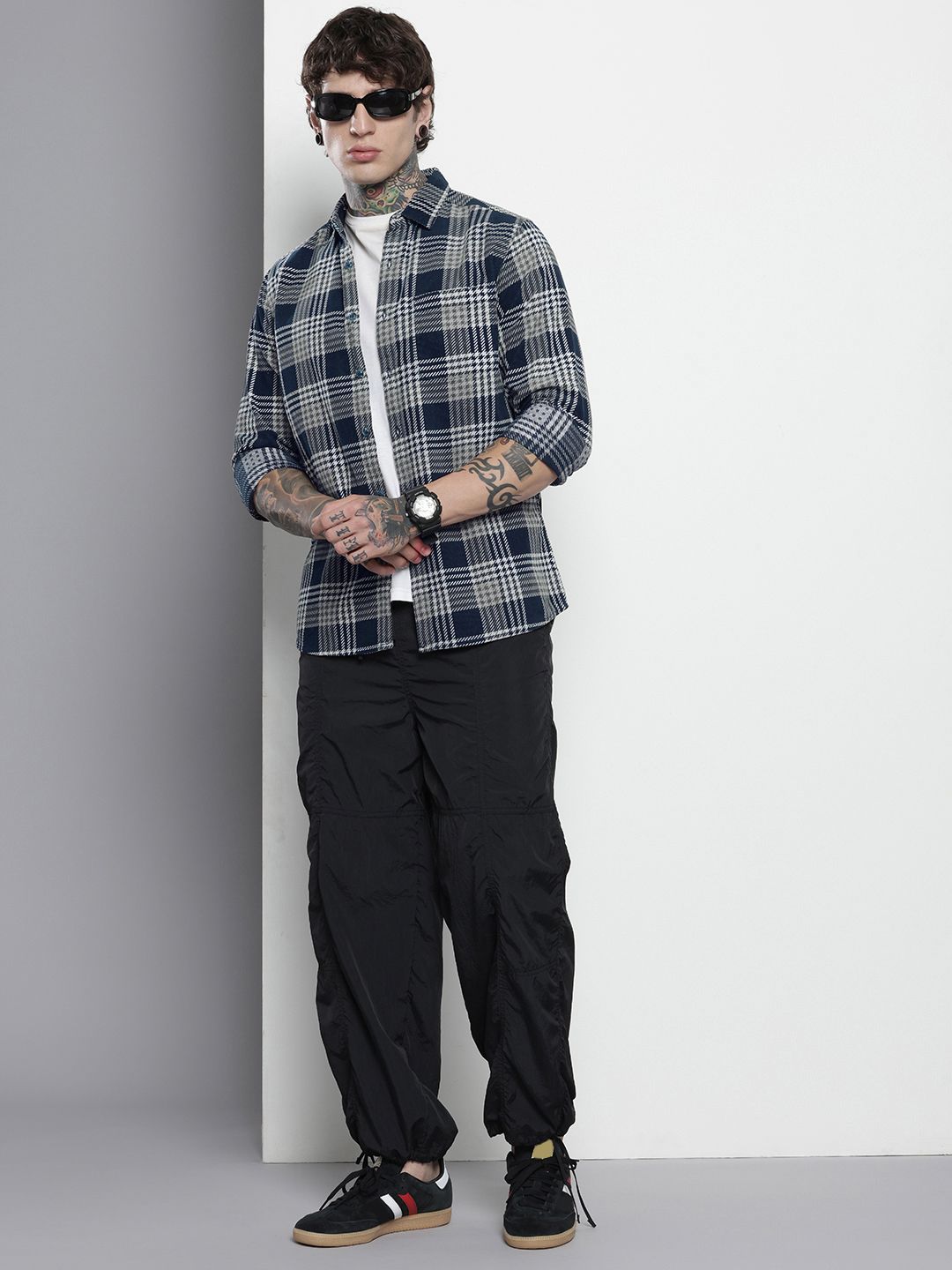 The Indian Garage Co Checked Corduroy Pure Cotton Casual Shirt