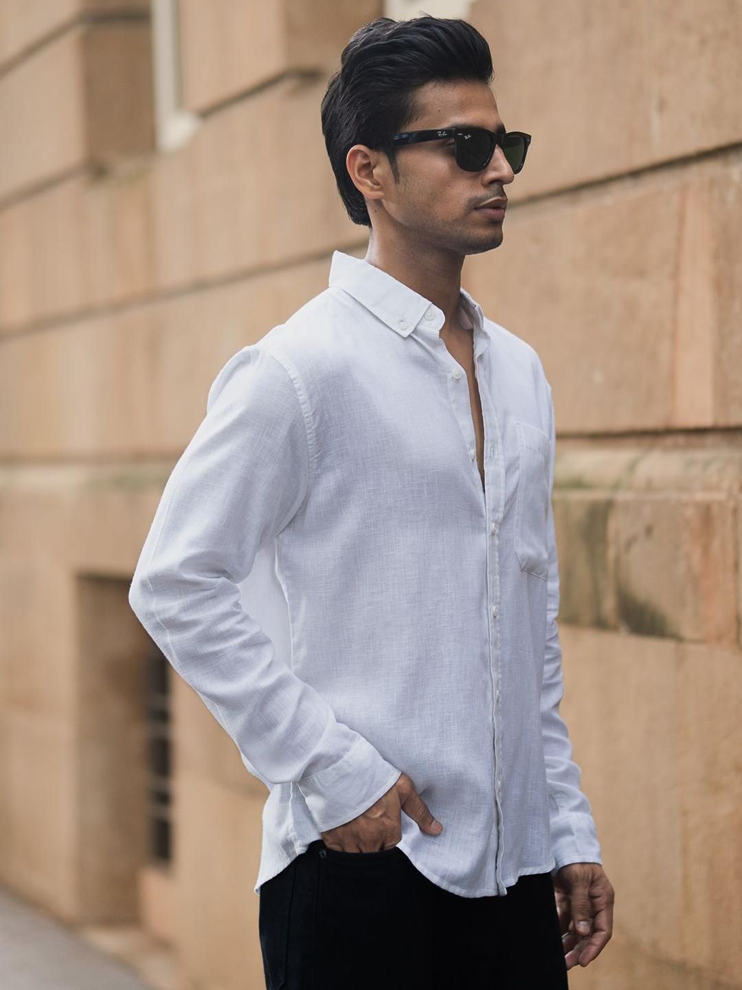 Powerlook Men Solid Spread Collar Casual Shirt