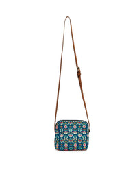 TEAL BY CHUMBAK Women Owl Printed Sling Bag