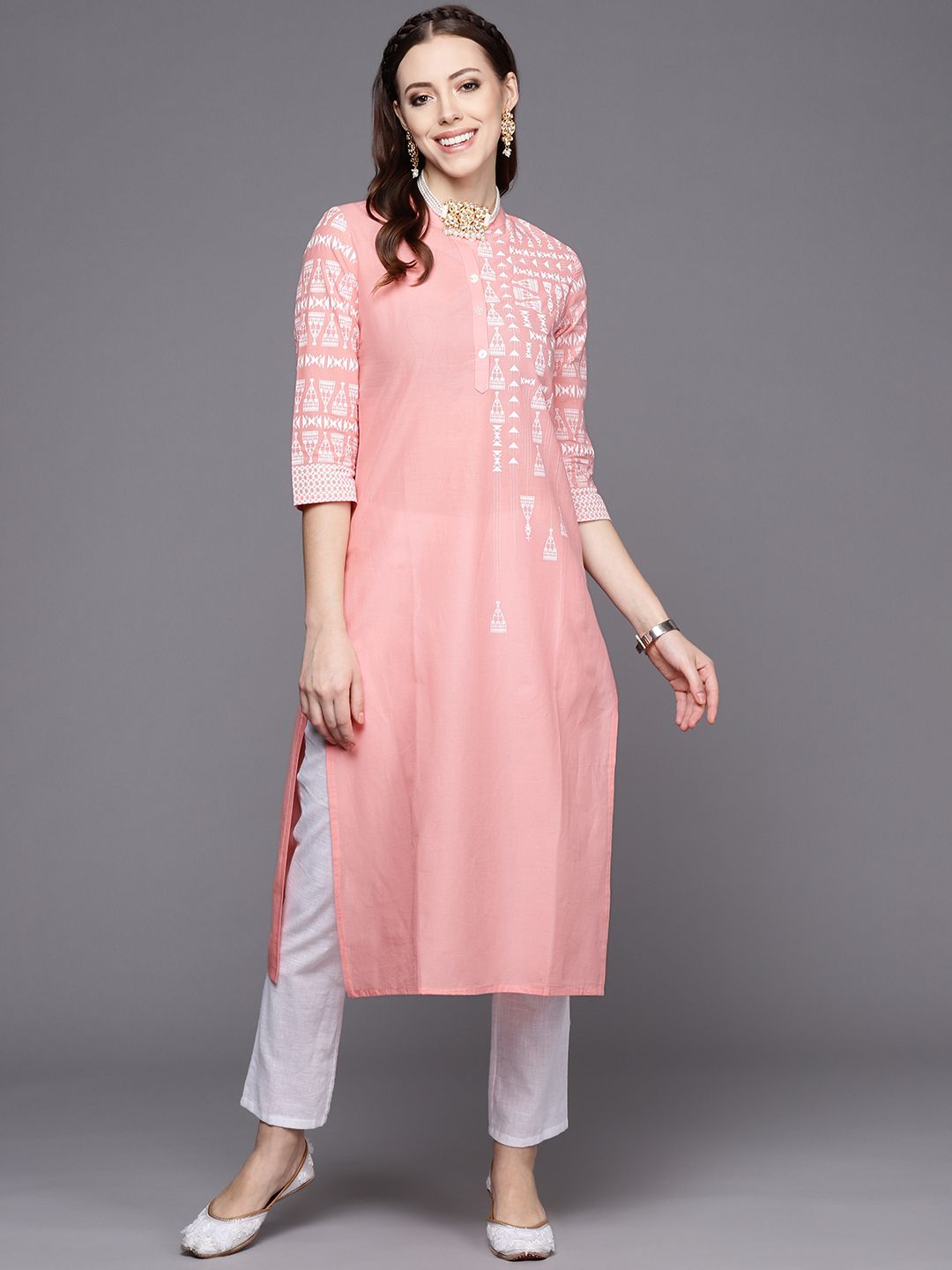 Varanga Women Peach-Coloured & White Ethnic Motifs Yoke Design Kurta