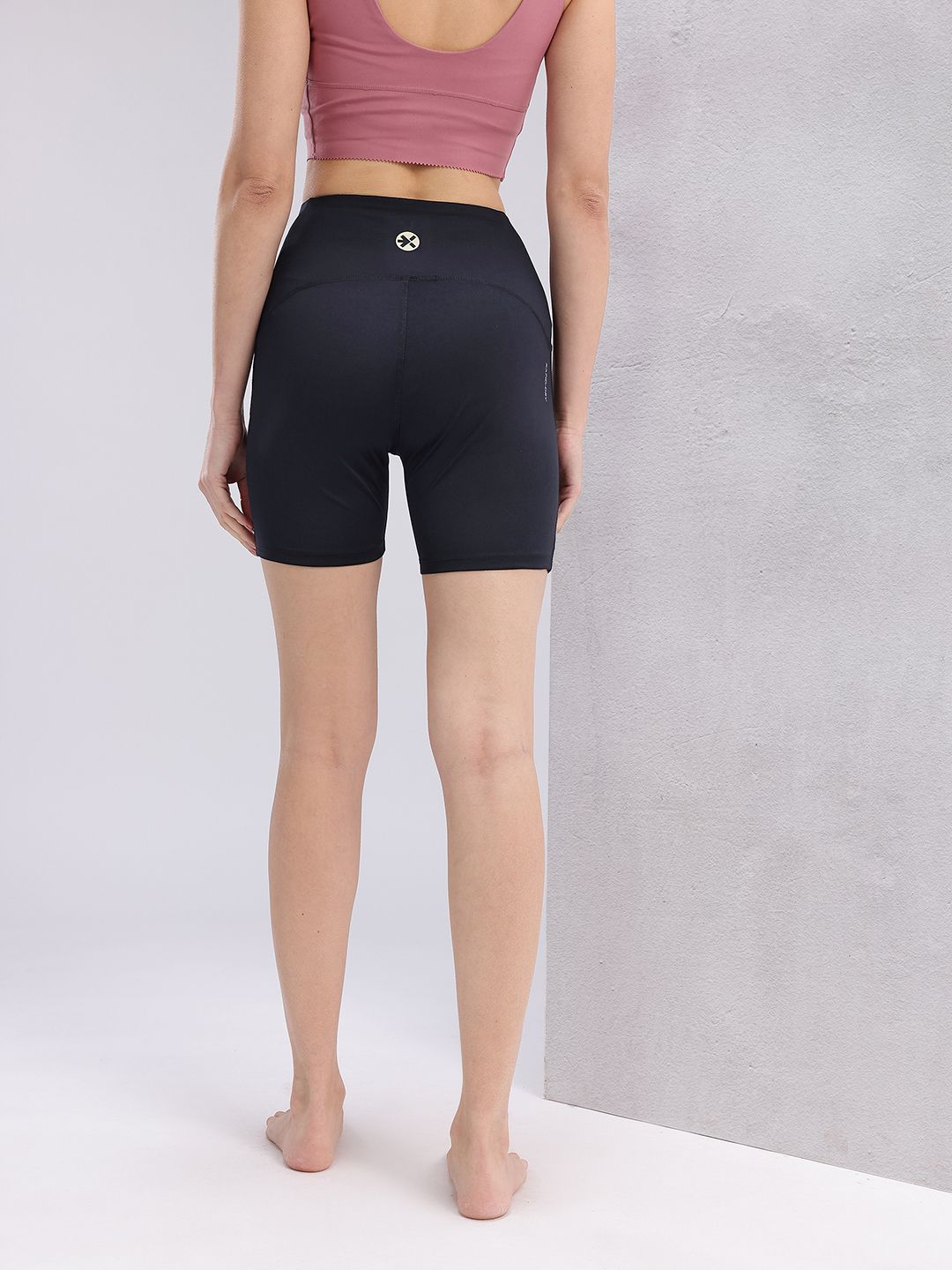HRX by Hrithik Roshan Women Mid-Rise Rapid-Dry Yoga Shorts