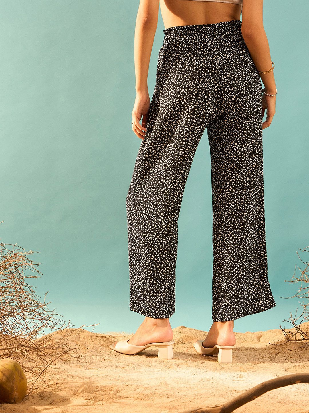 Berrylush Women Black Floral Printed Relaxed Straight Leg High-Rise Parallel Trouser