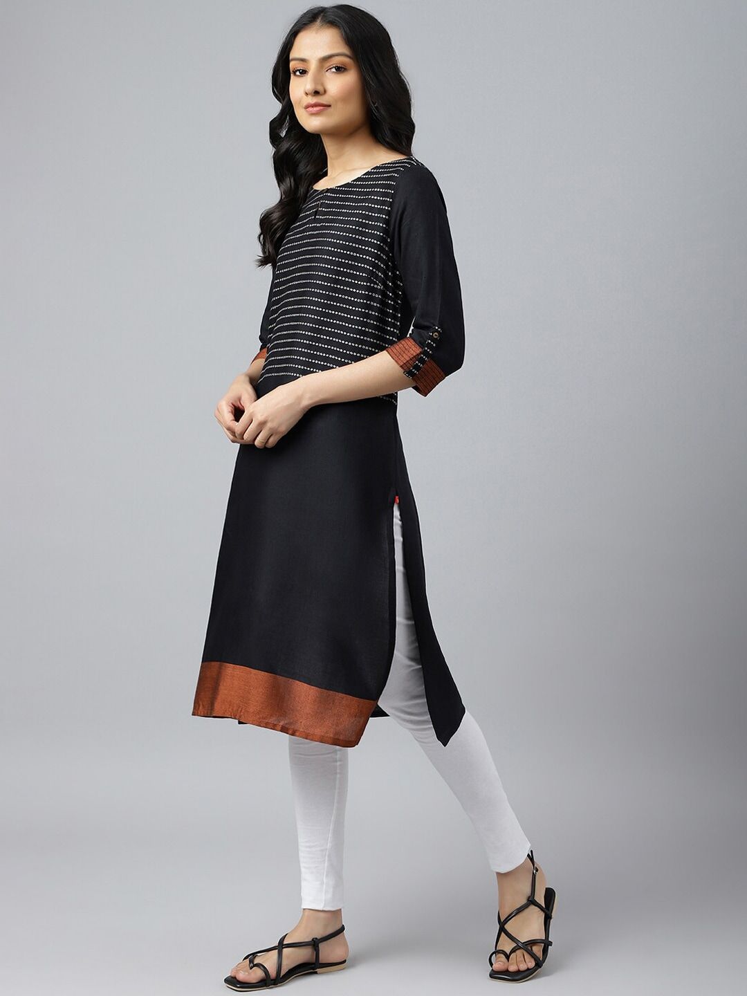 W Women Black & Brown Thread Work Straight Kurta