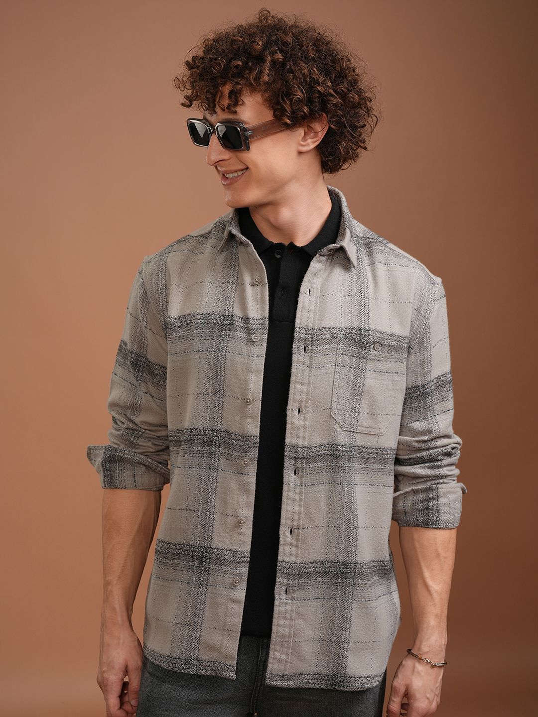 HIGHLANDER Men Spread Collar Checked Cotton Relaxed Fit Casual Shirt