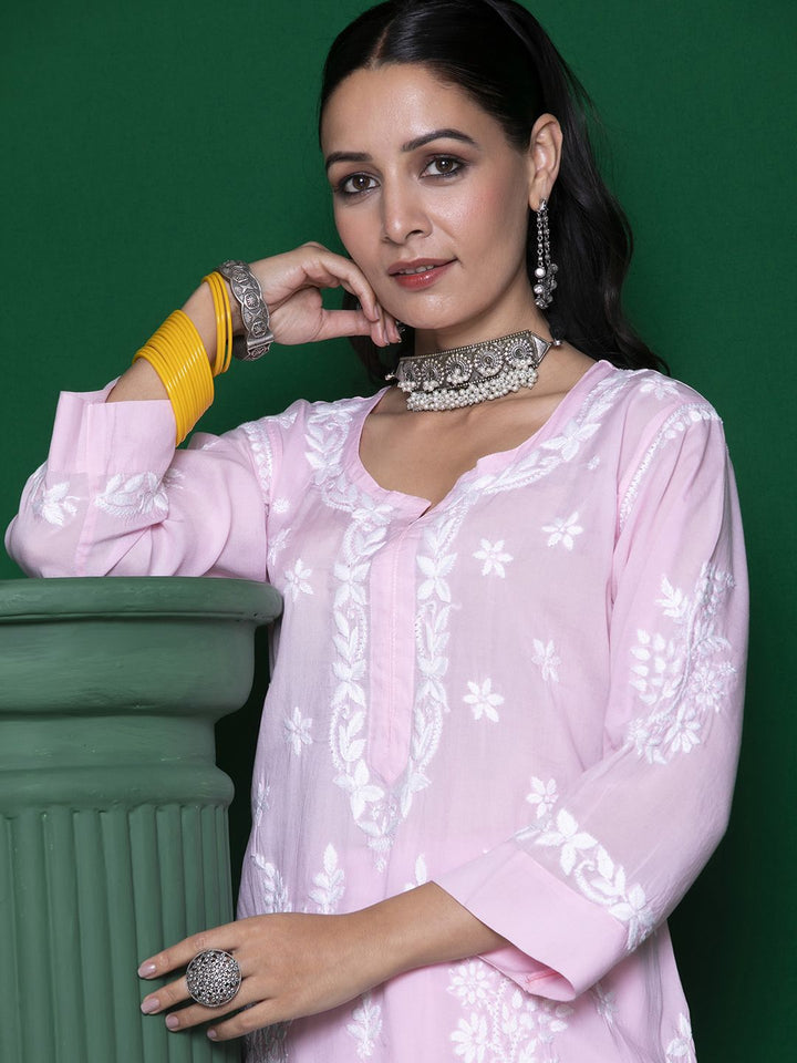 House of Chikankari Women Pink Modal Chikankari Embroidered Kurta Set