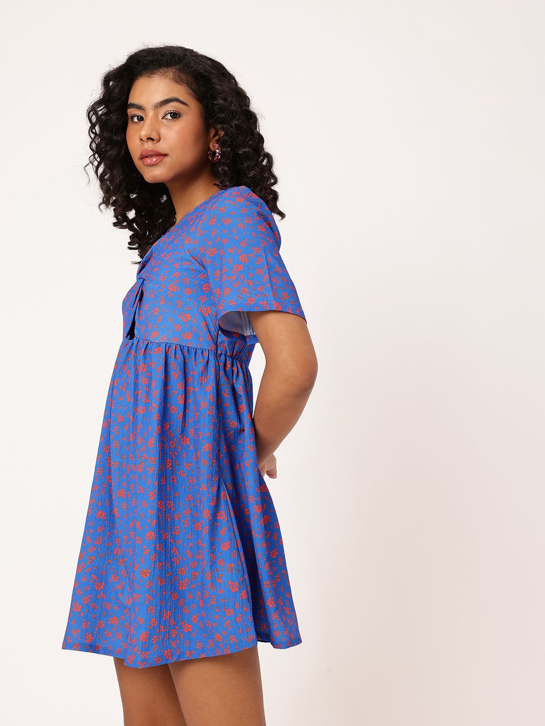 DressBerry Floral Twisted Cut-Out Gathers Seersucker A-Line Mini Dress
