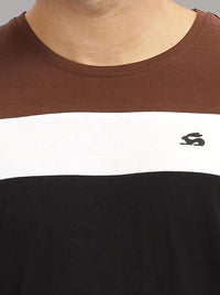 ADRO Colourblocked Regular Fit Cotton T-shirt