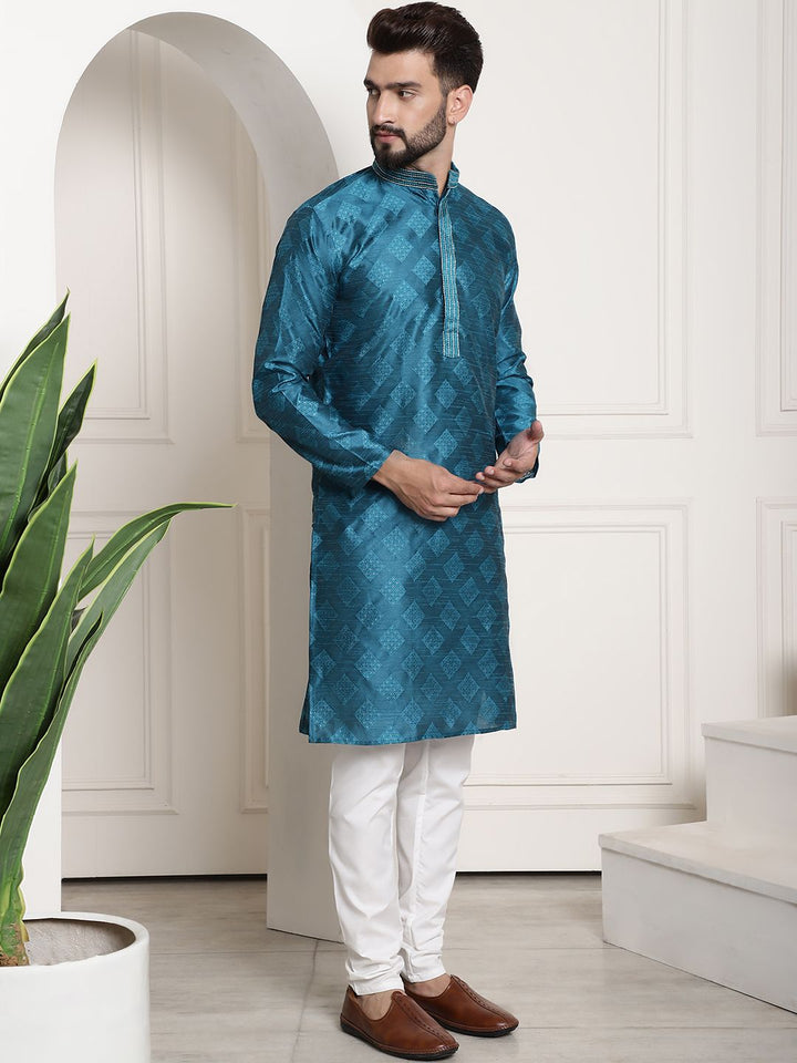 SOJANYA Ethnic Motif Woven Design Mandarin Collar Kurta With Pyjamas