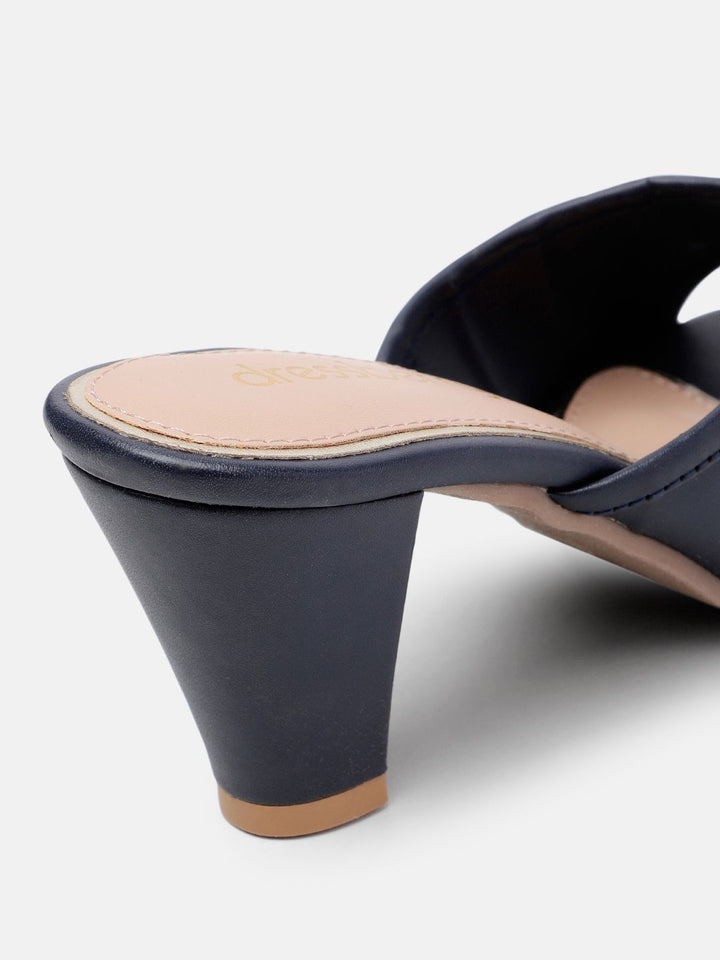 DressBerry Block Heel Sandals