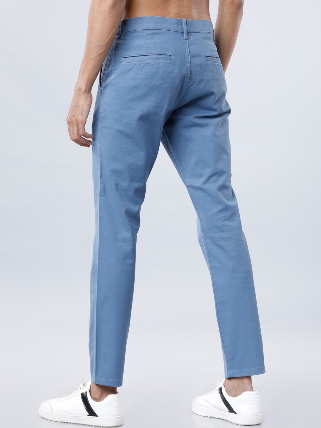 HIGHLANDER Men Blue Slim Fit Solid Chinos