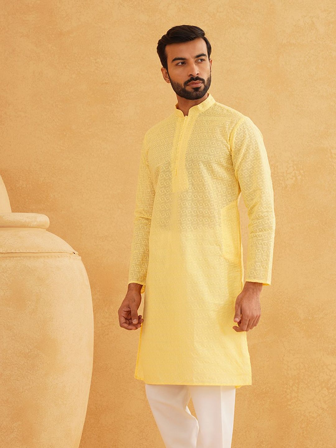 SOJANYA Geometric Embroidered Pure Cotton Straight Kurta