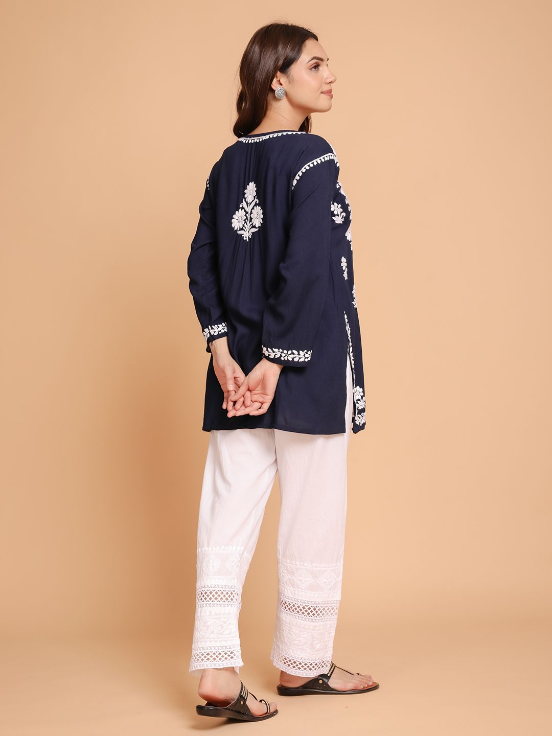 HOUSE OF KARI Floral Embroidered Round Neck Long Sleeves Straight Kurti