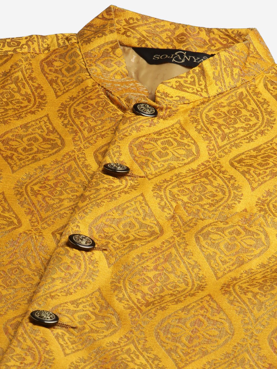 SOJANYA Men Red Ethnic Motifs Jacquard Silk Kurta with Churidar & Nehru Jacket