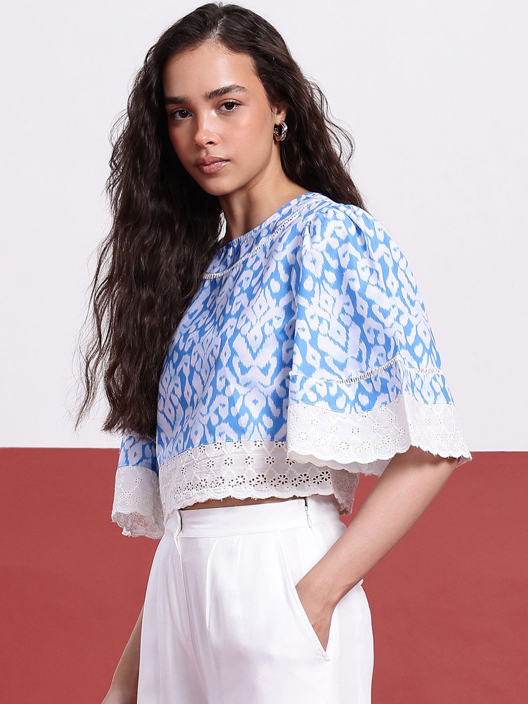 DressBerry Artful Attitude Printed Schiffli Crop Top