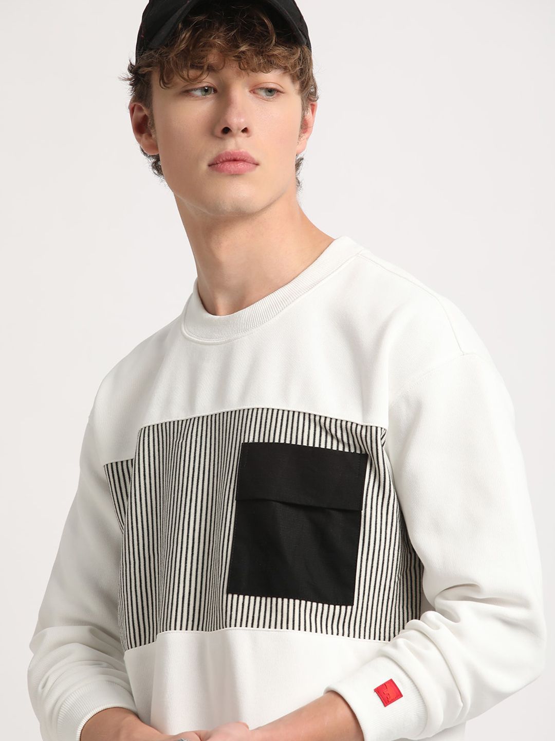 THE BEAR HOUSE Striped Round Neck Sweatshirt