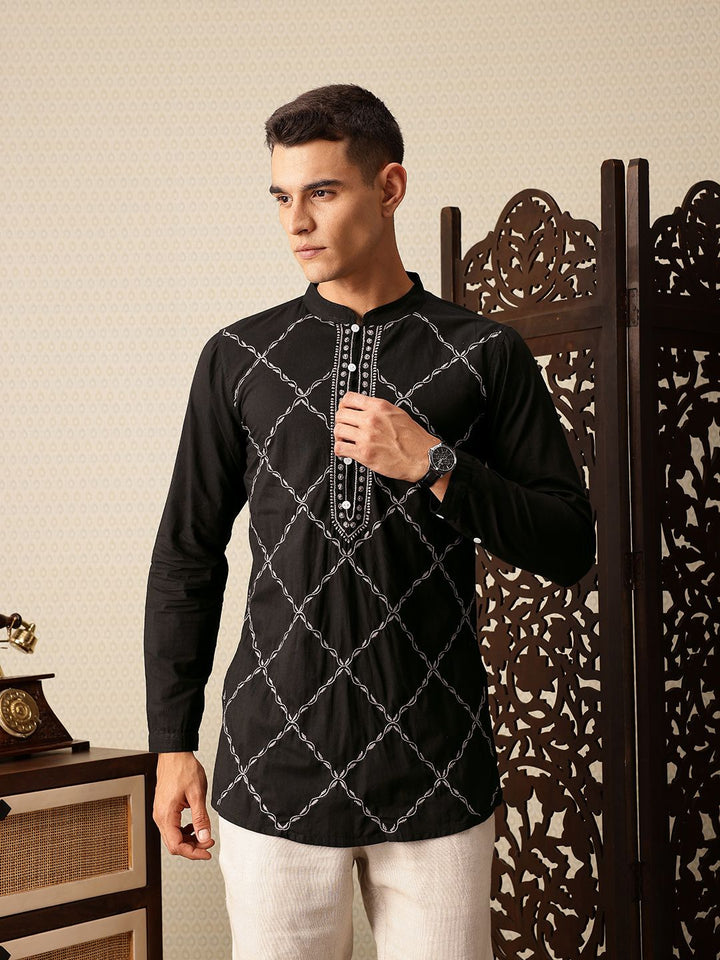 House of Pataudi Embroidered Pure Cotton Jashn Kurta