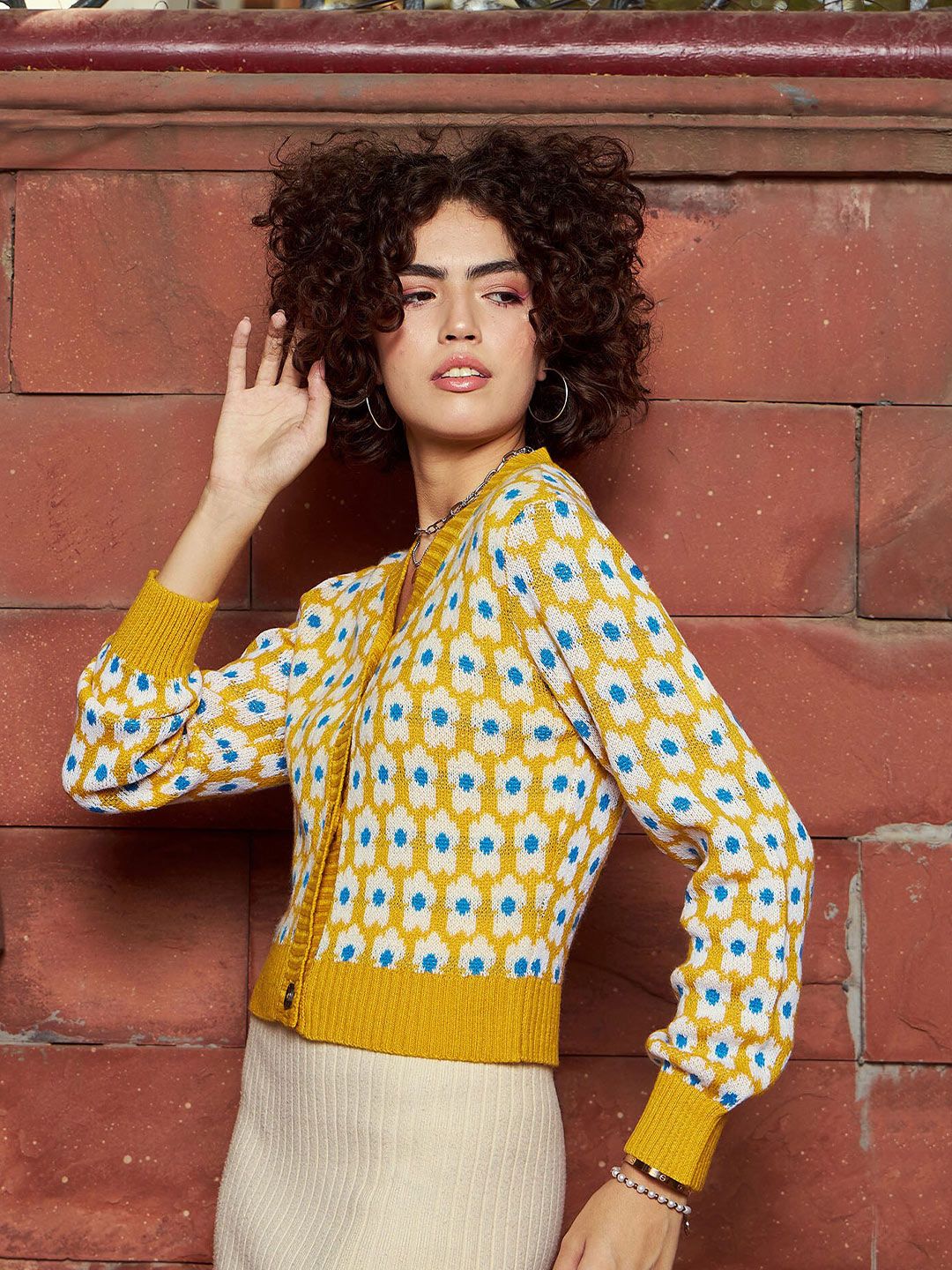 SASSAFRAS Floral Printed V-Neck Ribbed Woollen Cardigan