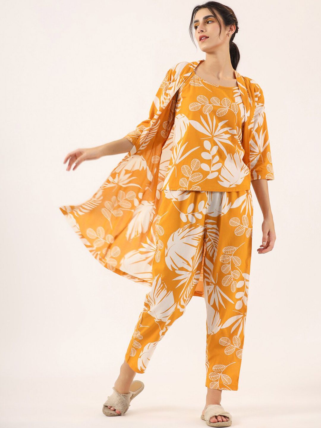 SANSKRUTIHOMES Floral Printed Pure Cotton Night Suit With Robe