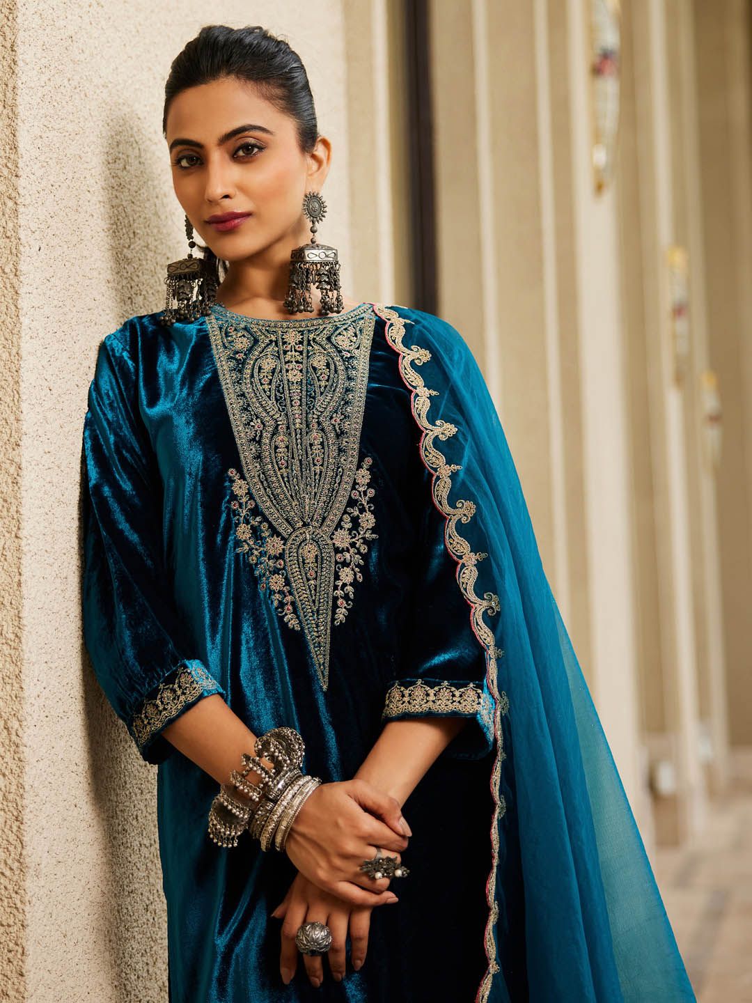 Indo Era Women Ethnic Motifs Embroidered Regular Sequinned Velvet Kurta with Trousers & With Dupatta
