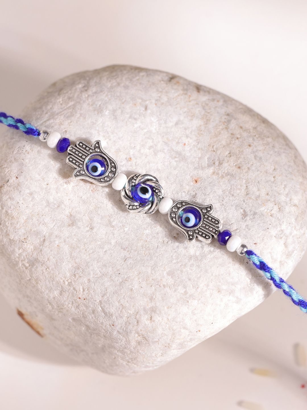 Voylla Hamsa Tangan Evil Eye Beaded Benang Rakhi