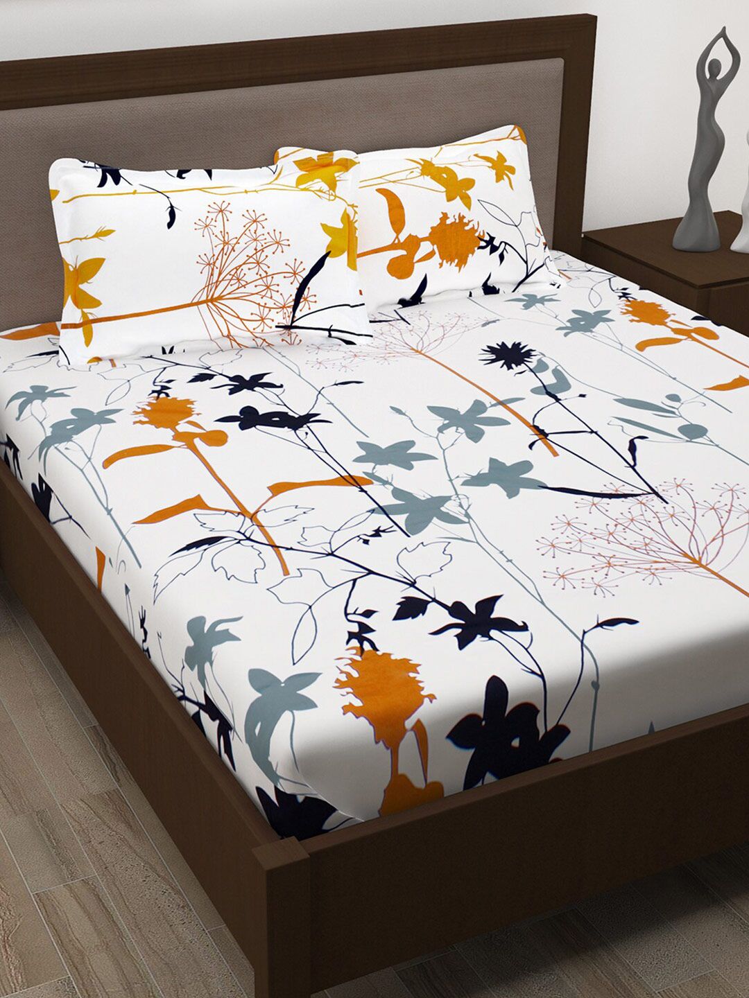 Story@home White & Mustard Floral 186 TC Pure Cotton Queen Bedsheet With 2 Pillow Covers