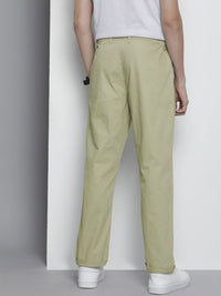 The Indian Garage Co Men Relaxed Fit Ripstop Cargo Trousers