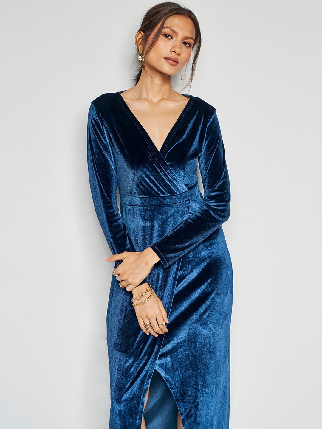 AND V-Neck Long Sleeves Maxi Midi Dress