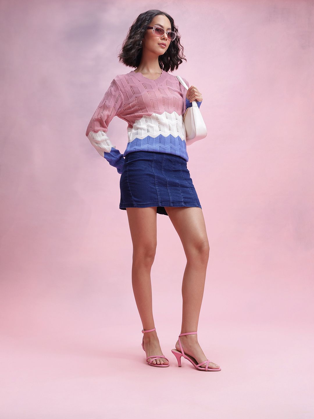 DressBerry Open-Knit Colourblocked Pullover