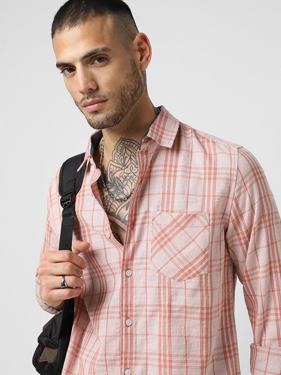 VASTRADO Slim Fit Tartan Checked Spread Collar Cotton Casual Shirt