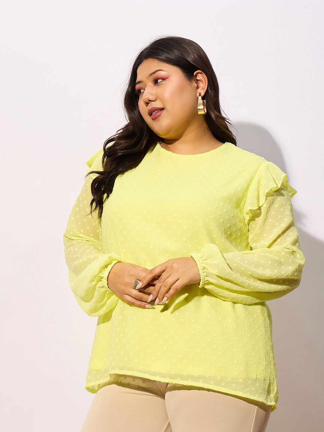 SASSAFRAS Curve Plus Size Self Design Puff Sleeves Top