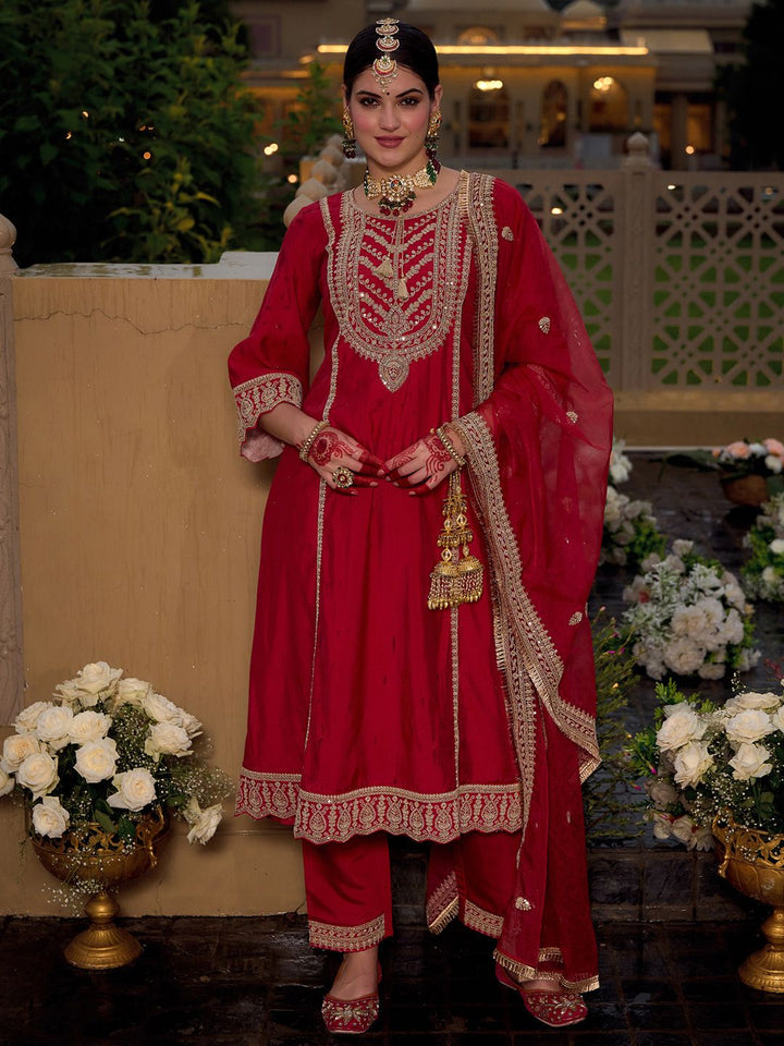 Indo Era Ethnic Motifs Embroidered Panelled Kurta With Trousers & Dupatta