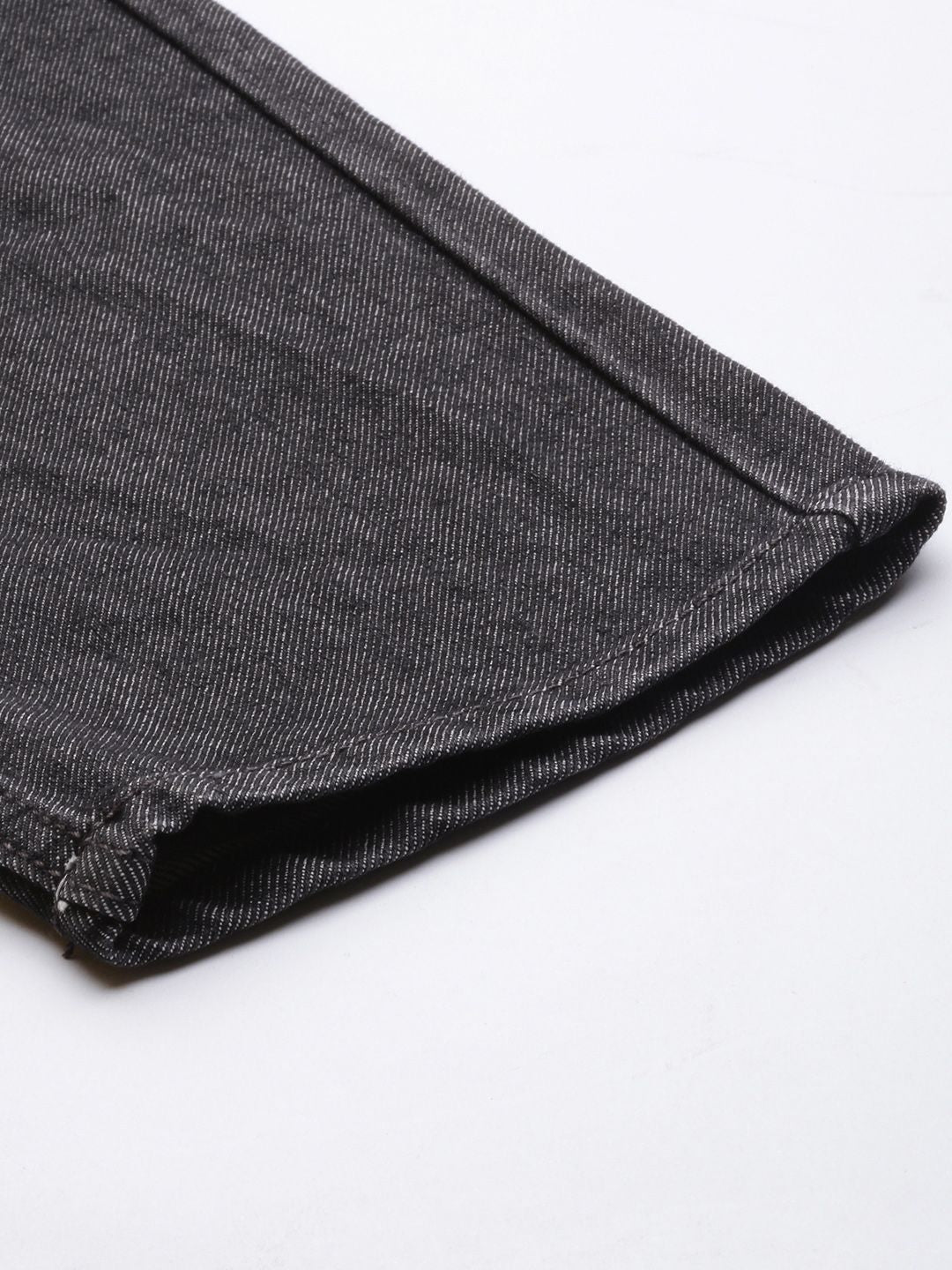 The Indian Garage Co Men Charcoal Grey Mildly Distressed Stretchable Jeans