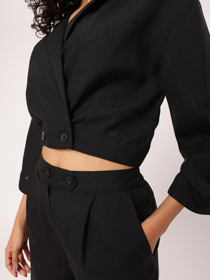DressBerry Own Your K-Street Style Crop Top And Shorts Co-Ords