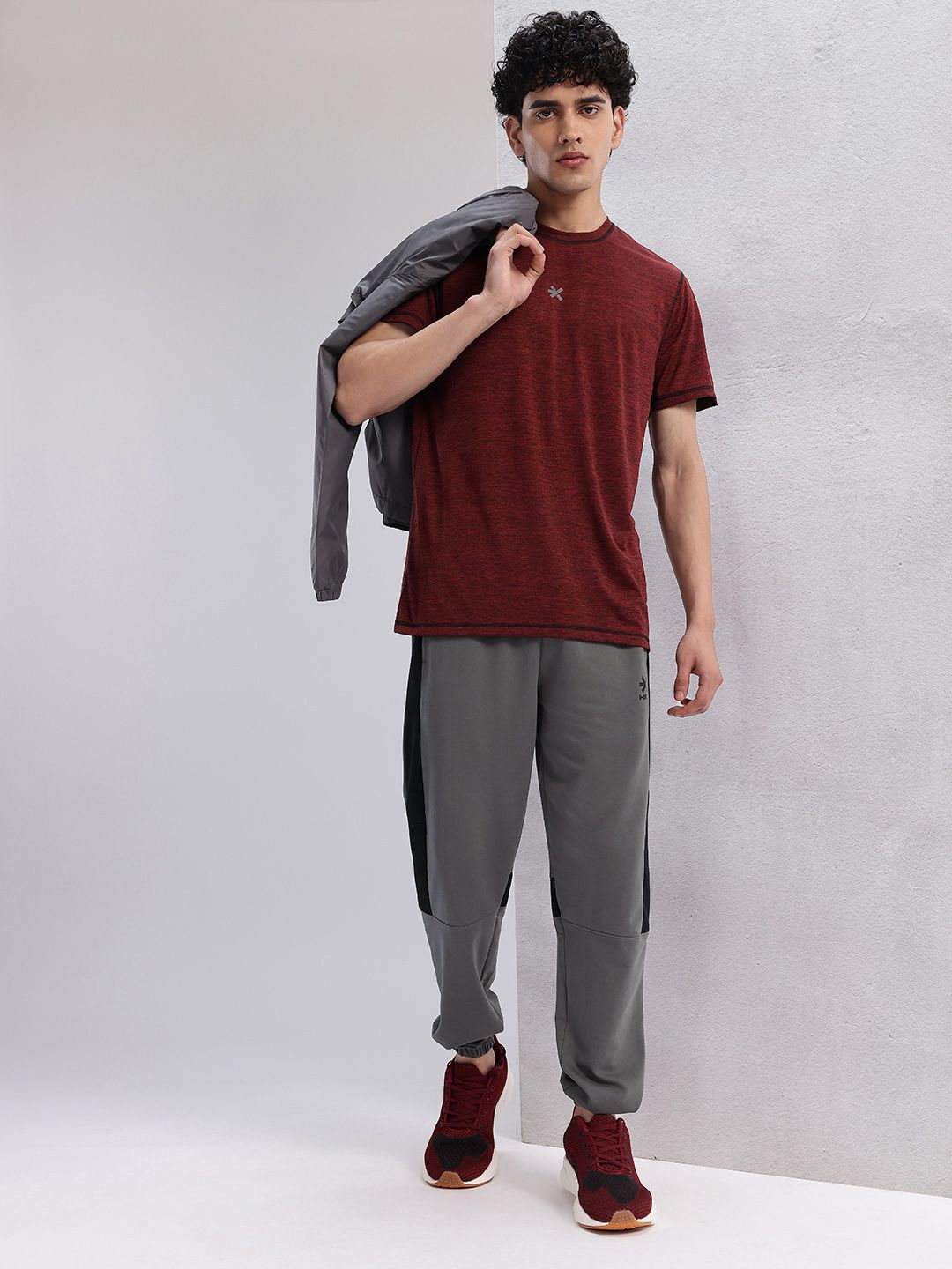 HRX by Hrithik Roshan Men Paneled Lifestyle Joggers