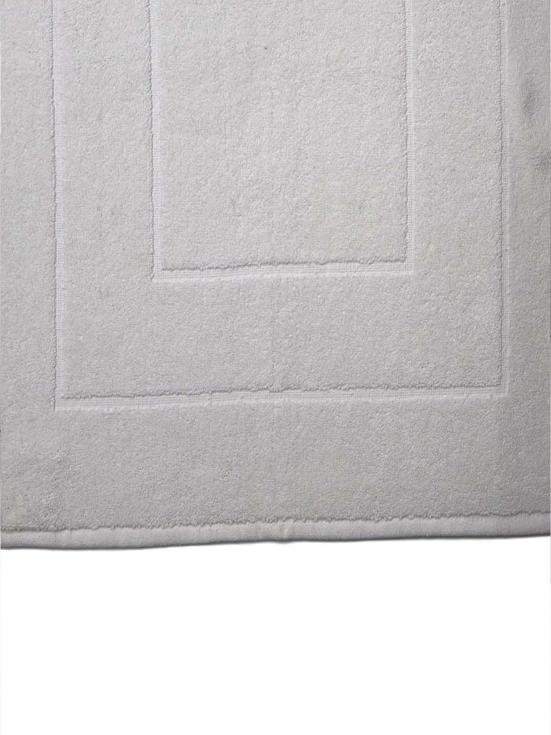 BOMBAY DYEING White Pure Cotton 450 GSM Anti Skid 450 GSM Bath Rugs