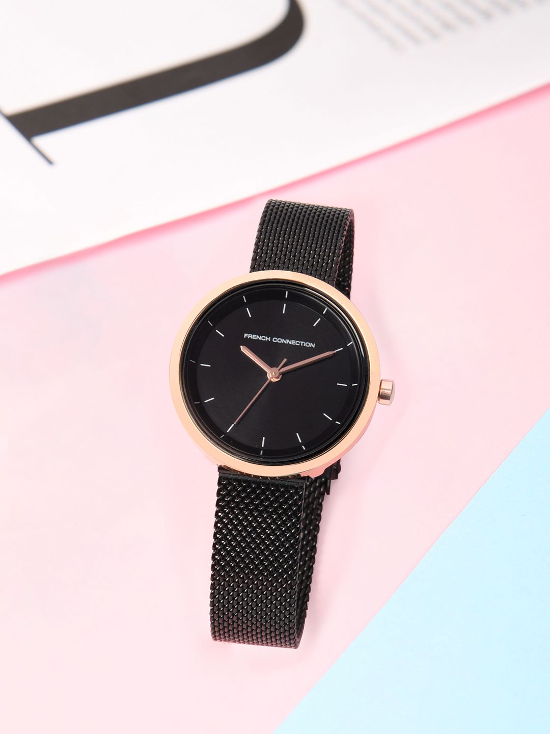 Sambungan Perancis Wanita Hitam Analog Watch FCN00036F