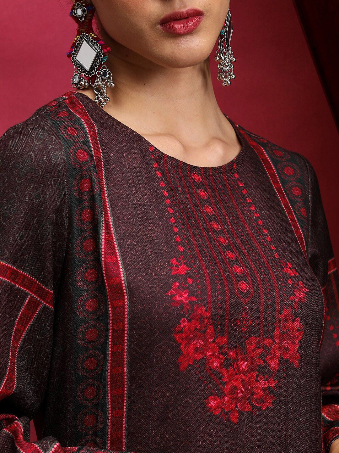Vishudh Maroon Floral Printed Round Neck Straight Kurta with Trousers