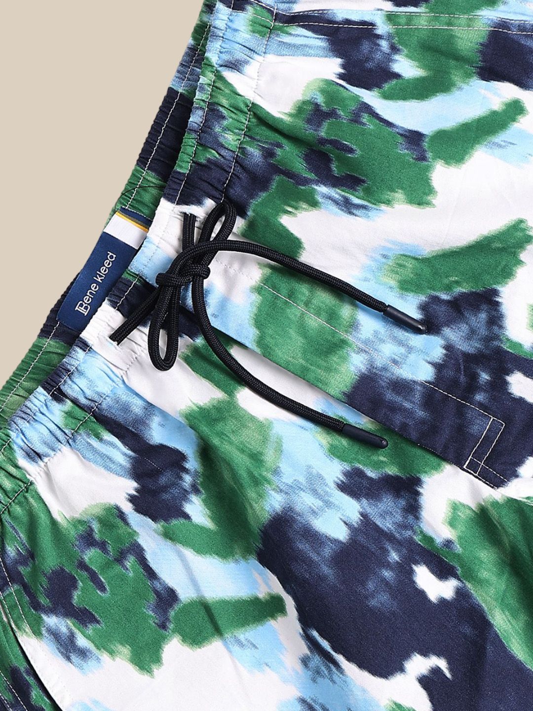 Bene Kleed Men Mid-Rise Abstract Printed Cotton Slim Fit Shorts